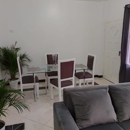 Comfortable 3-Bedroom Apartment, Close To The American Consulate جواياكيل المظهر الخارجي الصورة