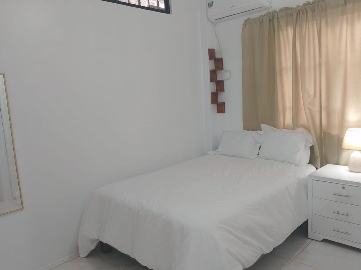 Comfortable 3-Bedroom Apartment, Close To The American Consulate جواياكيل المظهر الخارجي الصورة